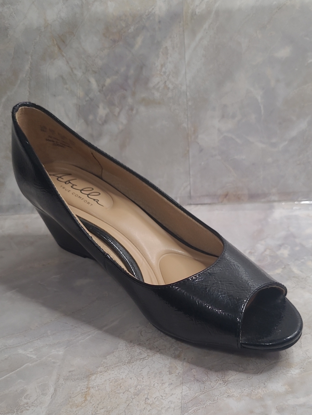 Abella Black Peep Toe Wedges Like New Sz 9